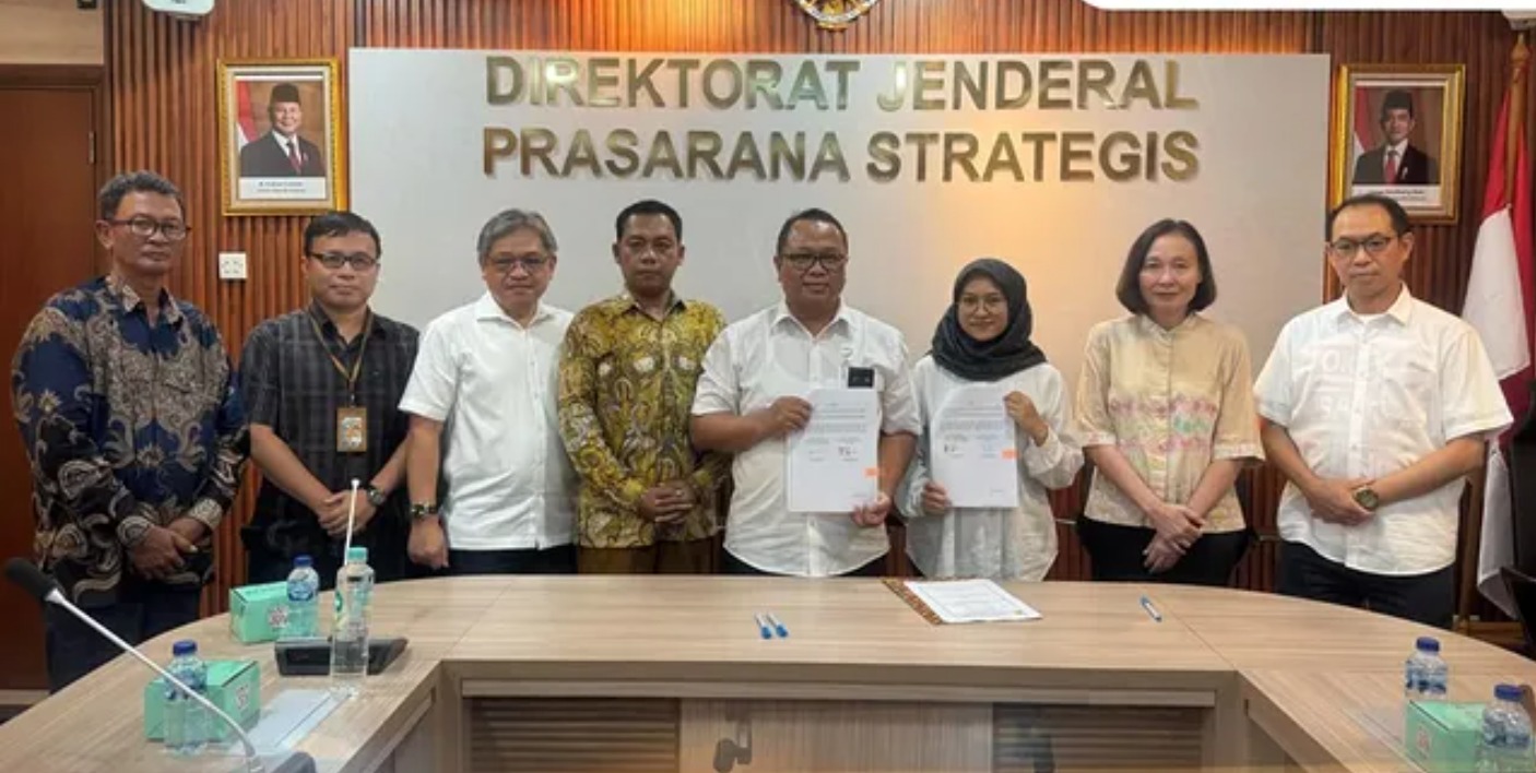 Kementerian Pekerjaan Umum melalui Direktorar Jenderal Prasarana Strategis melaksanakan Penandatanganan Kontrak Paket Pekerjaan Renovasi Sekolah Rakyat Tahap I.